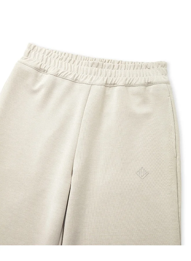 ابيكول بنطلون بتفاصيل شعار