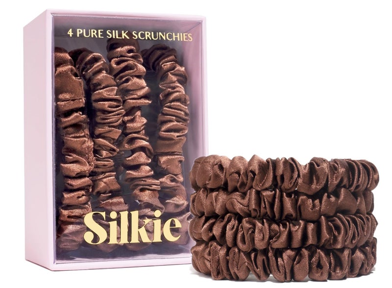 مجموعة SILKIE x4 من 100% حرير توت بري بني رفيع مع حقيبة سفر لرباطات الشعر اليومية مرونة للعناية بالشعر حامل ذيل الحصان بدون ضرر برالين
