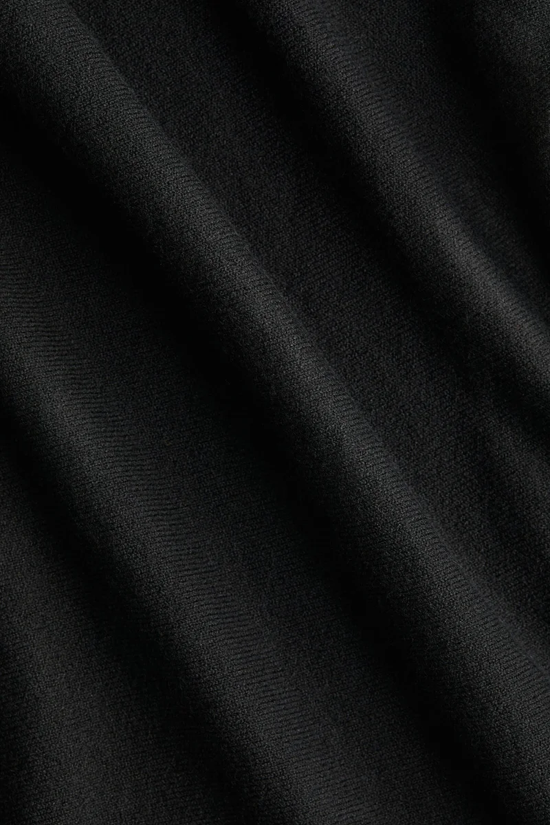 H&M One-shoulder jumper