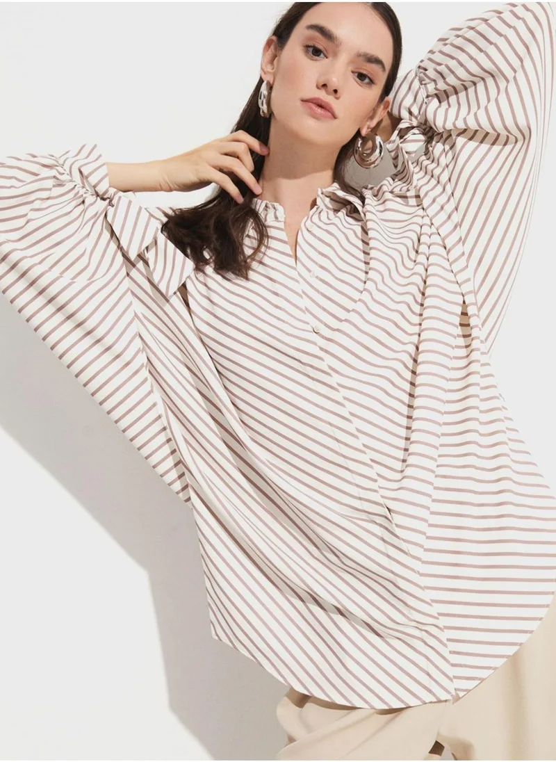 JUNE Printed Button Down Shirt