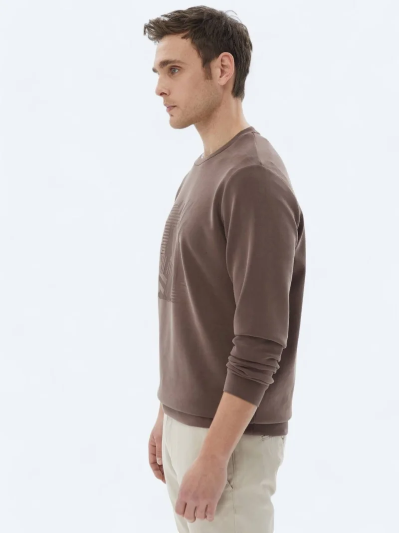 Kip Brown Crew Neck Printed Sweatshirt