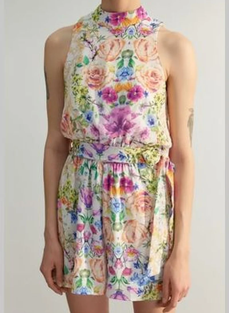 trendyol Limited Edition Multicolored Standing Collar Jumpsuit TWOSS23TU00167