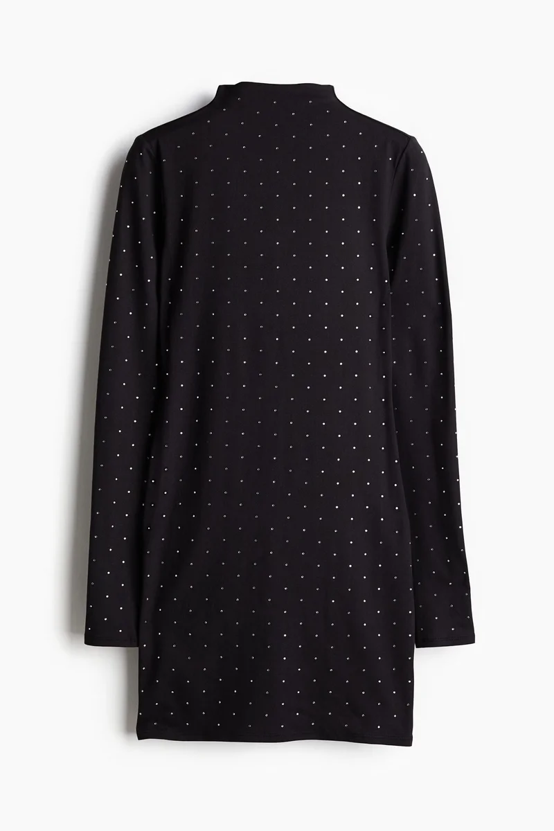 اتش اند ام فستان مزخرف بأحجار الراين