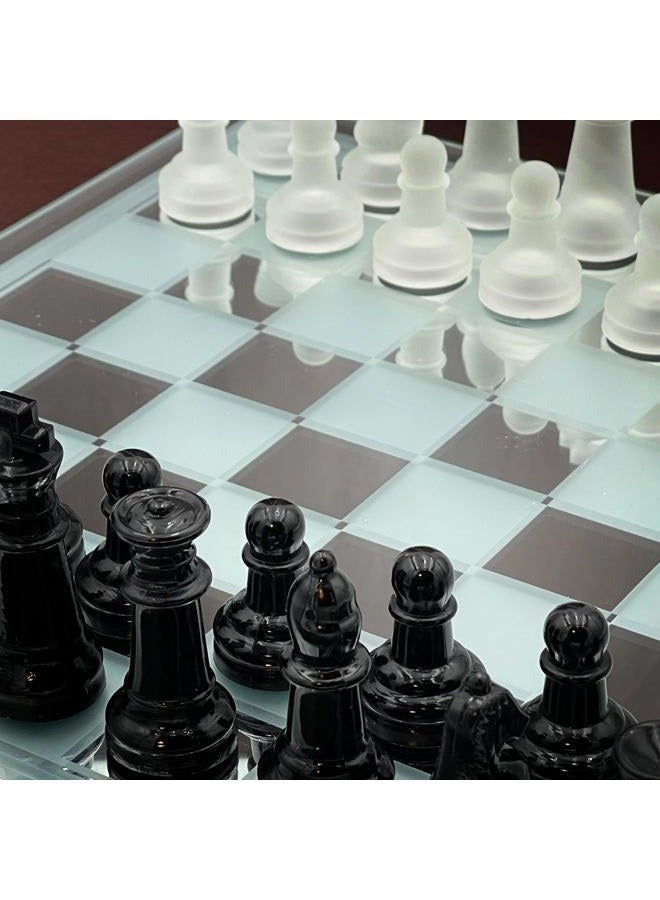 CHH Avant-Garde Black Frosted Glass Chess Set with Mirror Board - Image 4