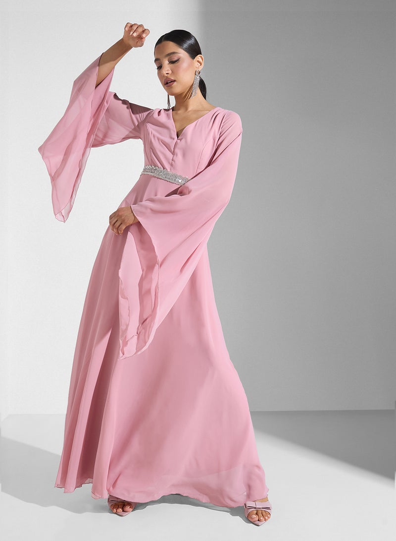 خزانة فستان بأكمام واسعة - Image 1