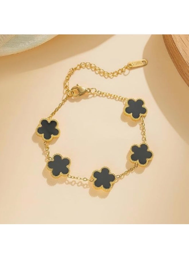 إسوارة نسائية فاخرة بتصميم وردة ذهبية بحجر أسود لامع – أناقة راقية ولمسة عصرية فخمة لكل إطلالة - Image 1