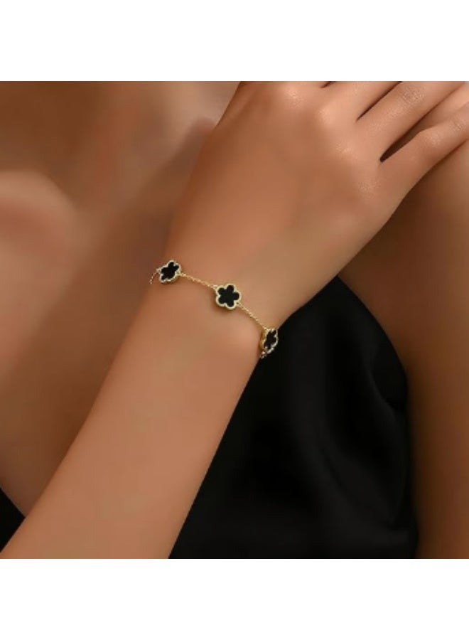 إسوارة نسائية فاخرة بتصميم وردة ذهبية بحجر أسود لامع – أناقة راقية ولمسة عصرية فخمة لكل إطلالة - Image 3