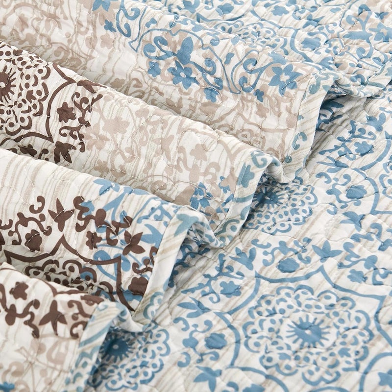 BYTIDE طقم غطاء سرير نهاري مطبوع بوسادة ميدالية من الألياف الدقيقة reversible مكون من 6 قطع، فخامة لجميع الفصول مع تنورة سرير، وسائد متطابقة، وسادة زخرفية، 75"x39"، أزرق بني - Image 4