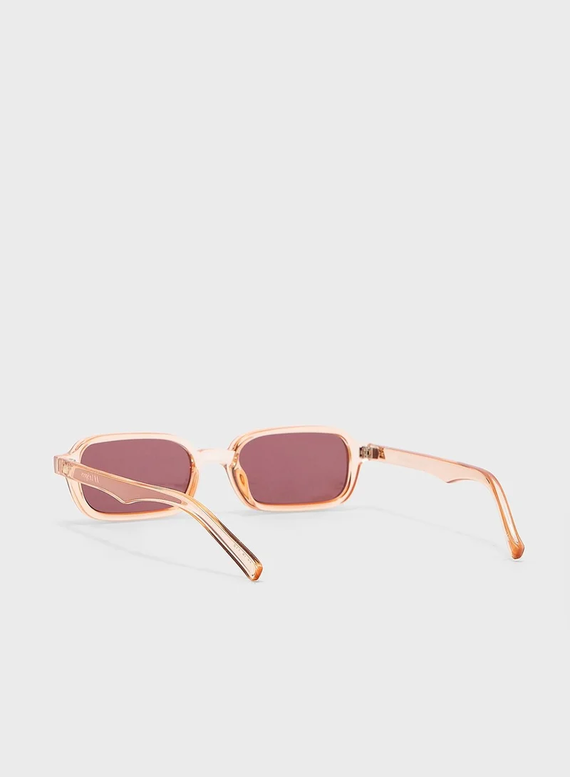 Le Specs Pilferer Shape Sunglasses