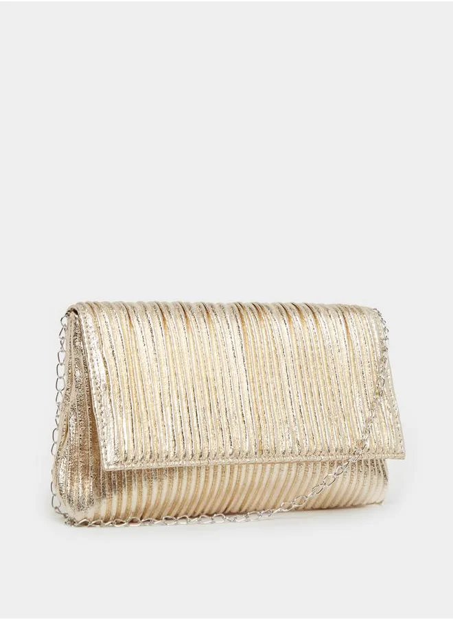 Styli Metallic Pleated Clutch Bag with Chain Strap