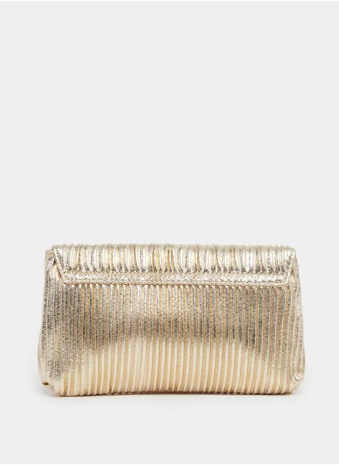 Styli Metallic Pleated Clutch Bag with Chain Strap