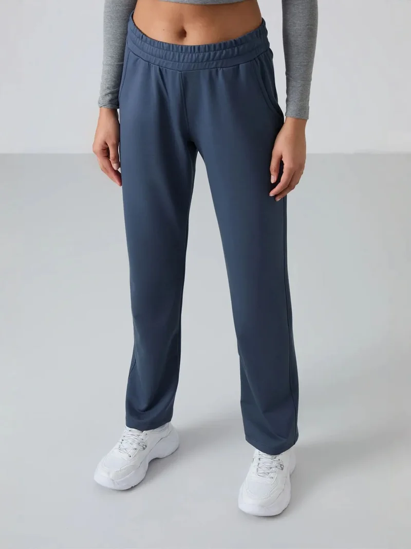 تومي لايف TOMMY Women’s Straight-Leg Fleece Sweatpants