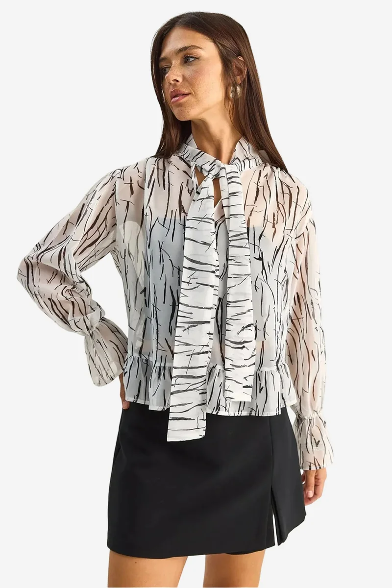 Bianco Lucci LUCCI Abstract Print Choker Collar Chiffon Blouse with Tie Detail