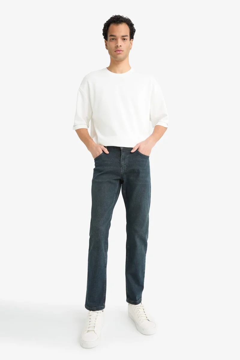 Pedro Slim Fit Regular Waist Skinny Jeans