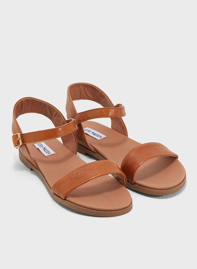 STEVE MADDEN Dina Flat Sandals