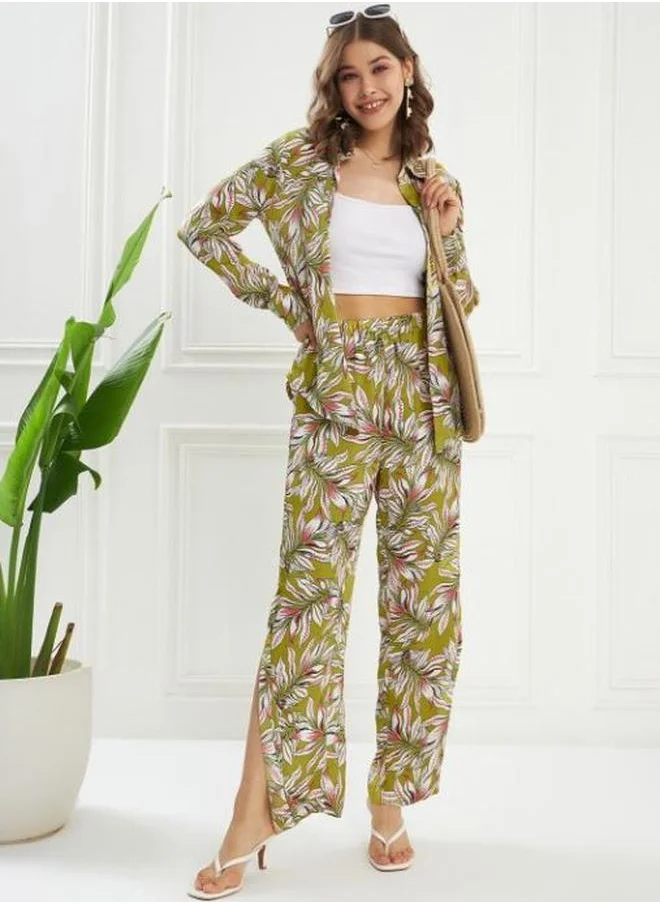 Styli Tropical Print Shirt and Side Slit Detail Pants Co-Ords