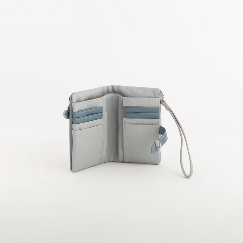 CARPISA Women's Leather Wallet Azalea Wallet V1 Powder Blue