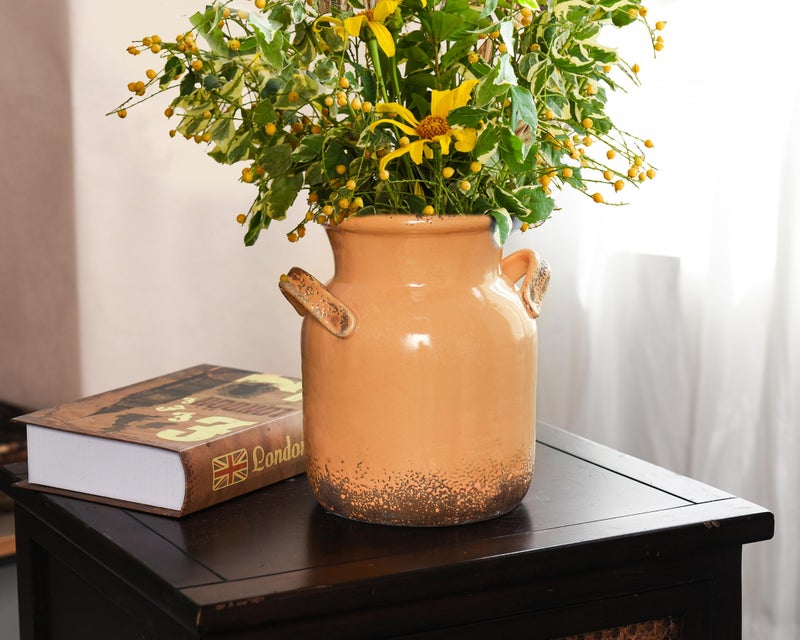 Quoowiit Ceramic Rustic Farmhouse Vase مزهرية زخرفة زخارف زخرفة للمنزل ديكور مثالي ديكور الجرف المزهرية بوهو صفراء لغرفة المعيش - Image 2