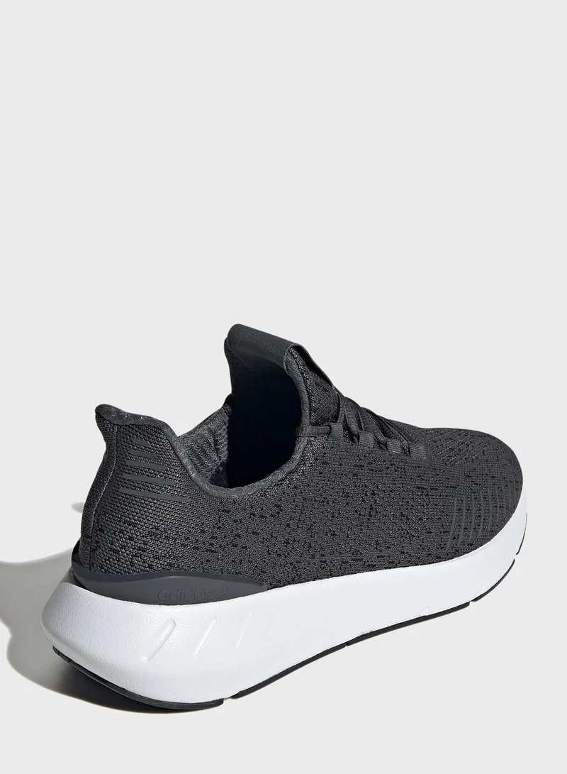 adidas Originals Swift Run 22 Decon