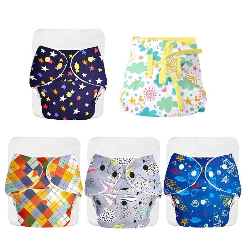 Superbottoms باقة سوبر بوتومز الأساسية من 4 حفاضات قماش متنوعة للرضع و 1 لانغوت جاف (تناسب 0-5 كجم) | حفاضات قطنية قابلة للغسل وإعادة الاستخدام لعمر 0-3 سنوات | حجم حر، قابلة للتعديل | تقلل من الطفح الجلدي | مع 4 وسادات/إدخالات سريعة الجفاف - Image 1