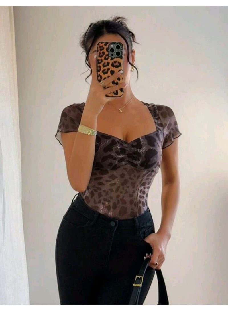 SHEIN Women's Fashionable Leopard Print Mesh Casual CROP TOP - Image 2