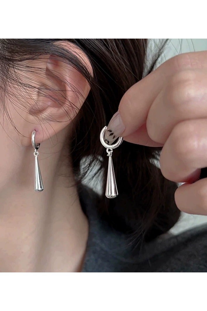 Goolsky Minimalist Water Drop Ear Cuffs – Elegant Cool-Toned Earrings for Women, No-Piercing, Fashion Statement - Image 1