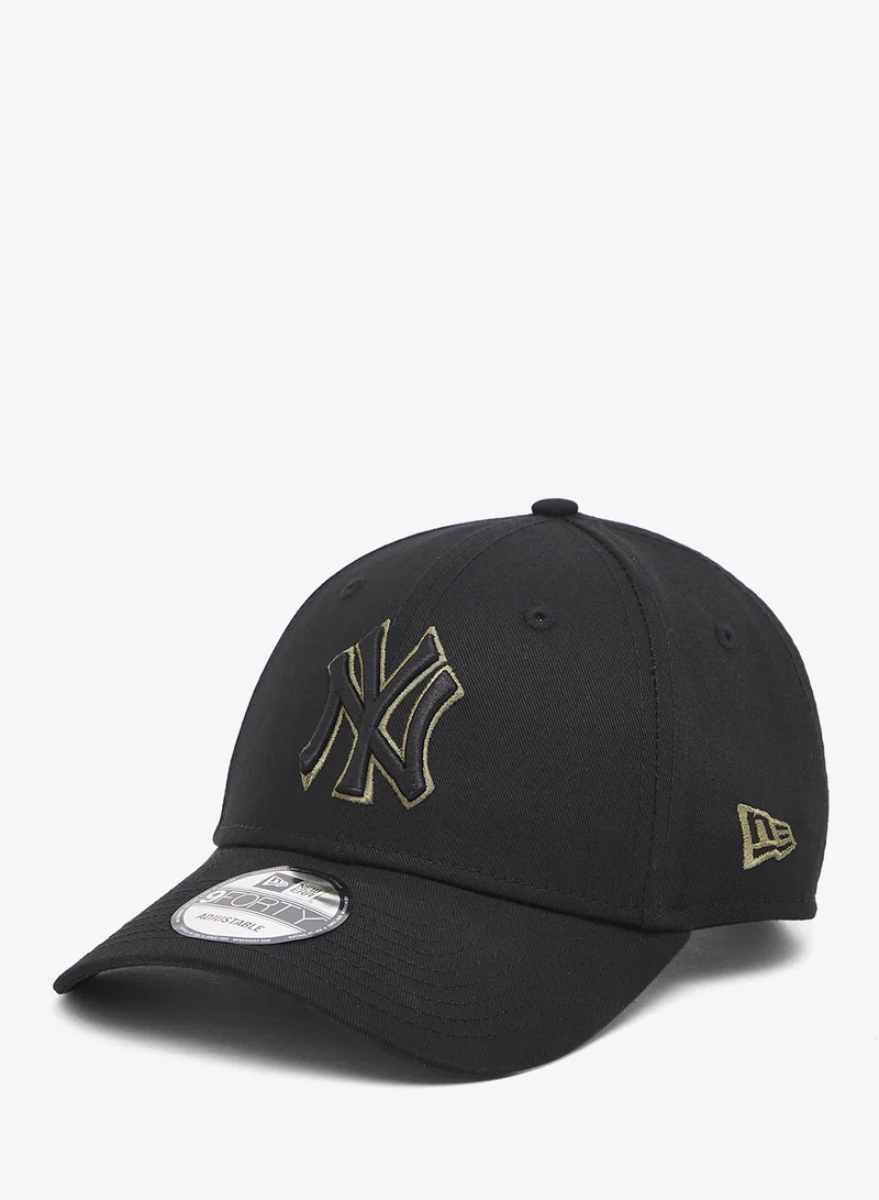 9Forty Team Outline New York Yankees Cap
