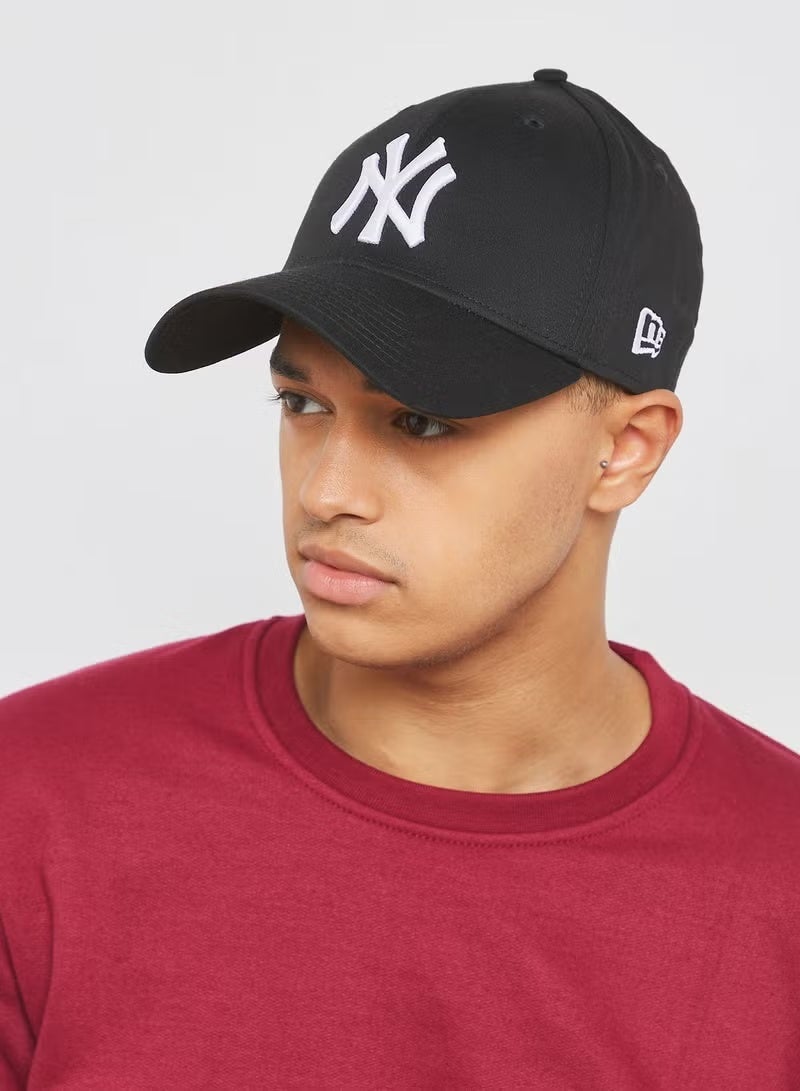 NEW ERA 9Forty League Basic New York Yankees Adjustable Cap - Image 5