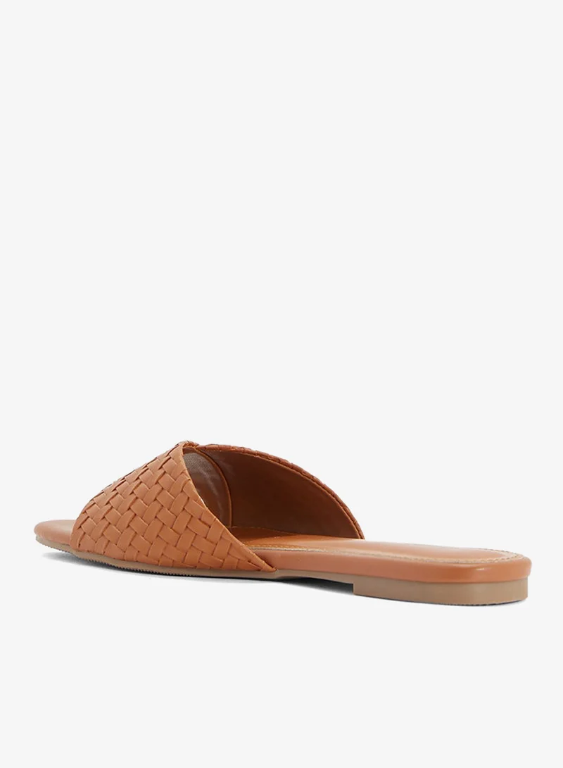 جينجر صندل نسائي مسطح