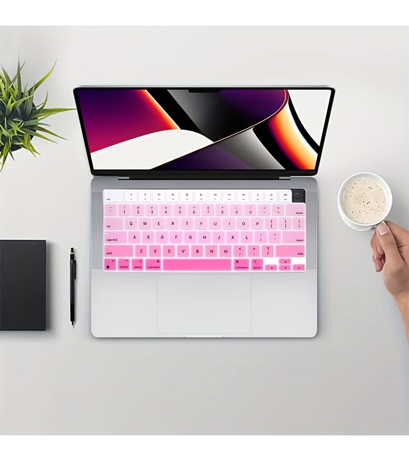 واقي لوحة المفاتيح مناسب لـ MacBook Air 15 بوصة موديلات M2 جميعها باللون الوردي - Image 2