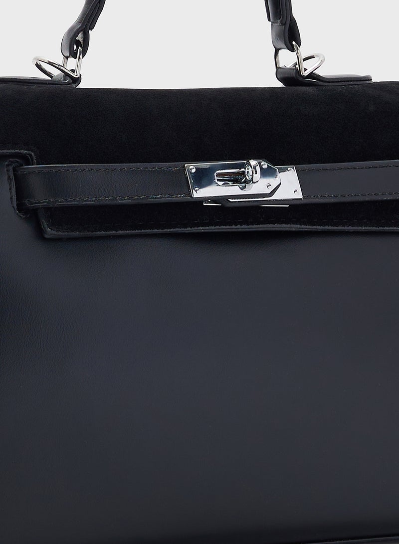 ايلا حقيبة ساتشل ببطانة من جلد الغزال - Image 4