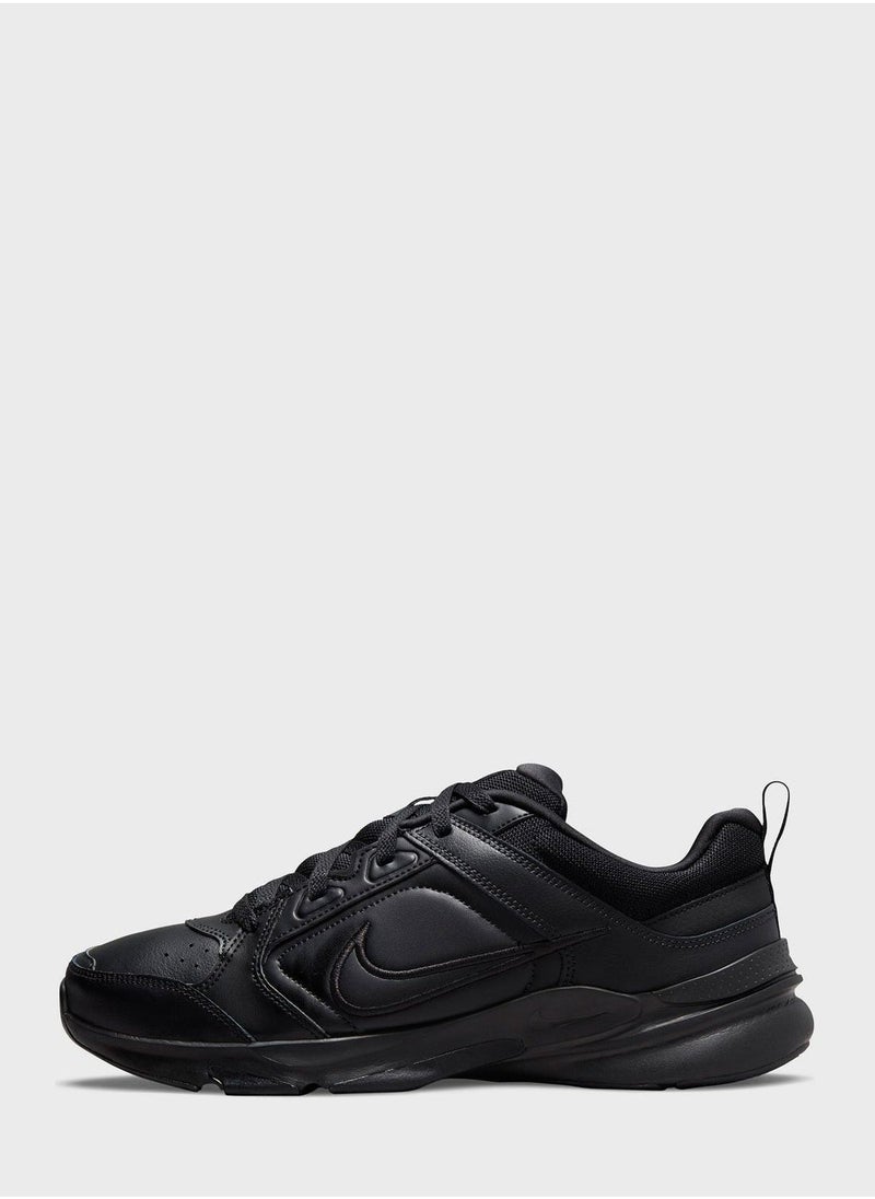 Nike - Defyallday - Image 1