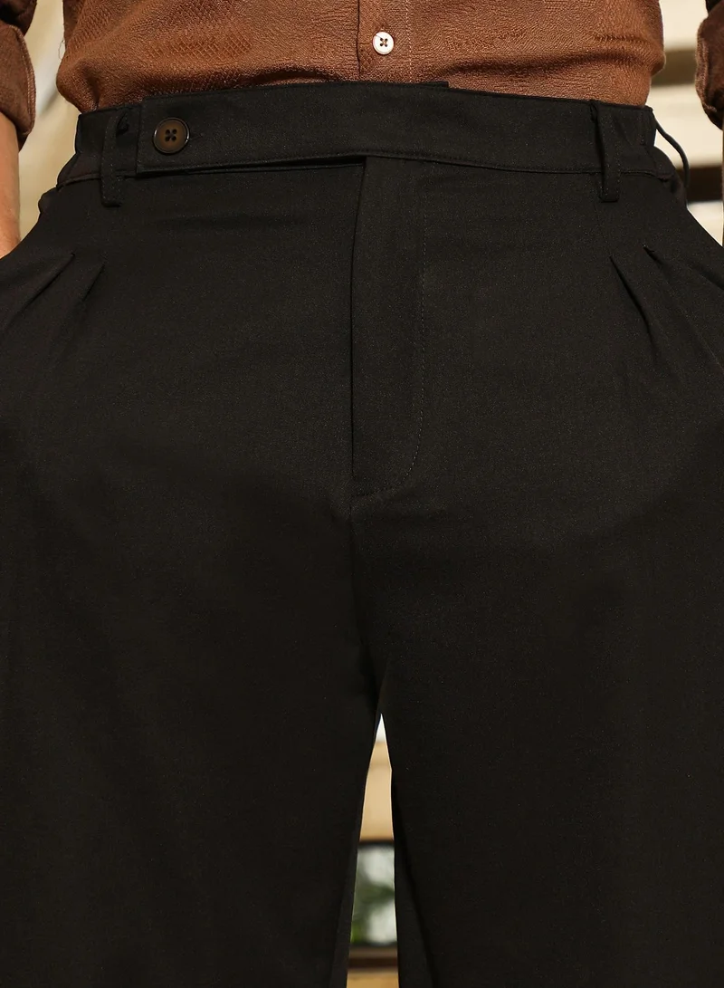Campus Sutra  Men's Onyx Black Extended-Waistband Pleated Trousers for Men | Best Price UAE