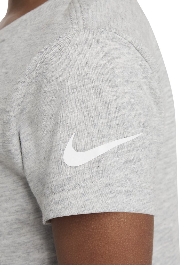 نايكي تيشيرت بشعار أساسي للأطفال - Image 3