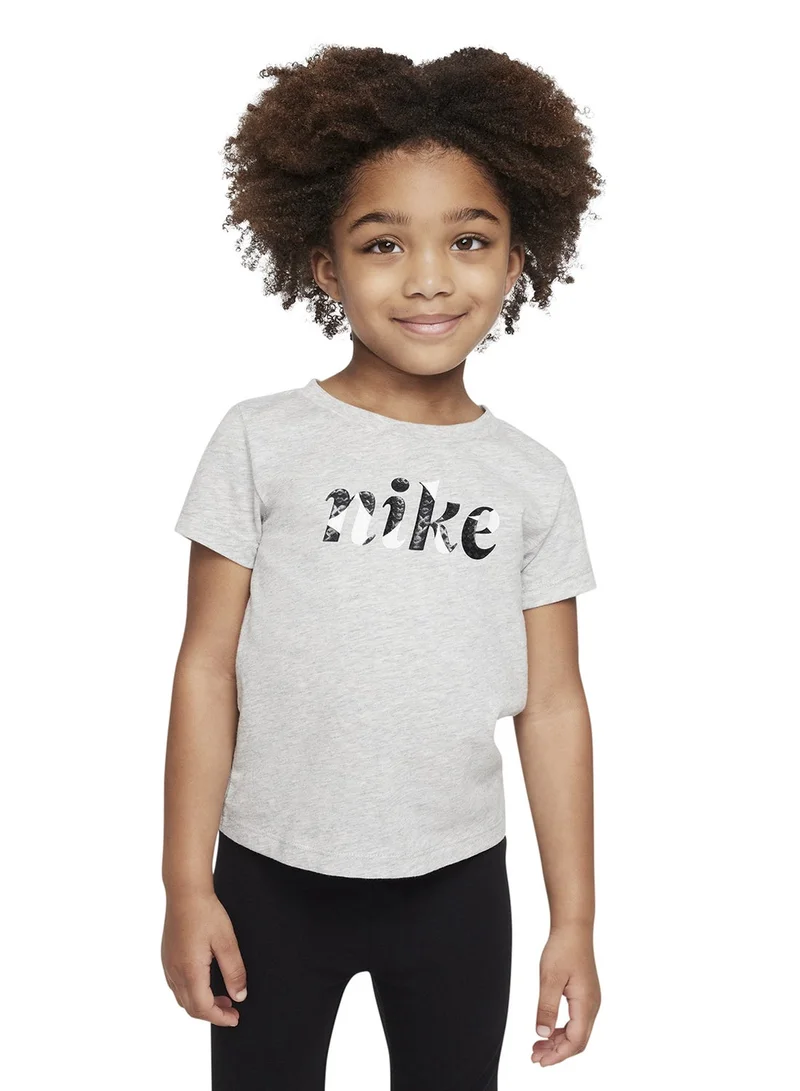 Nike Kids Essential Logo T-Shirt