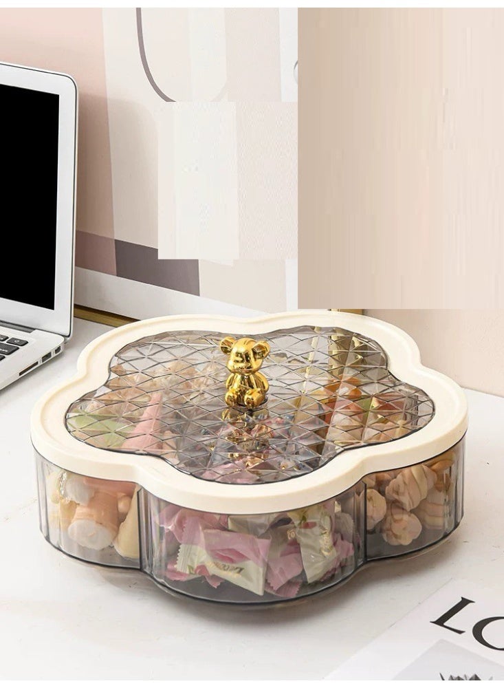 طبق تقديم للحلوى والوجبات الخفيفة بغطاء على شكل دبدوب – تصميم لطيف وأنيق