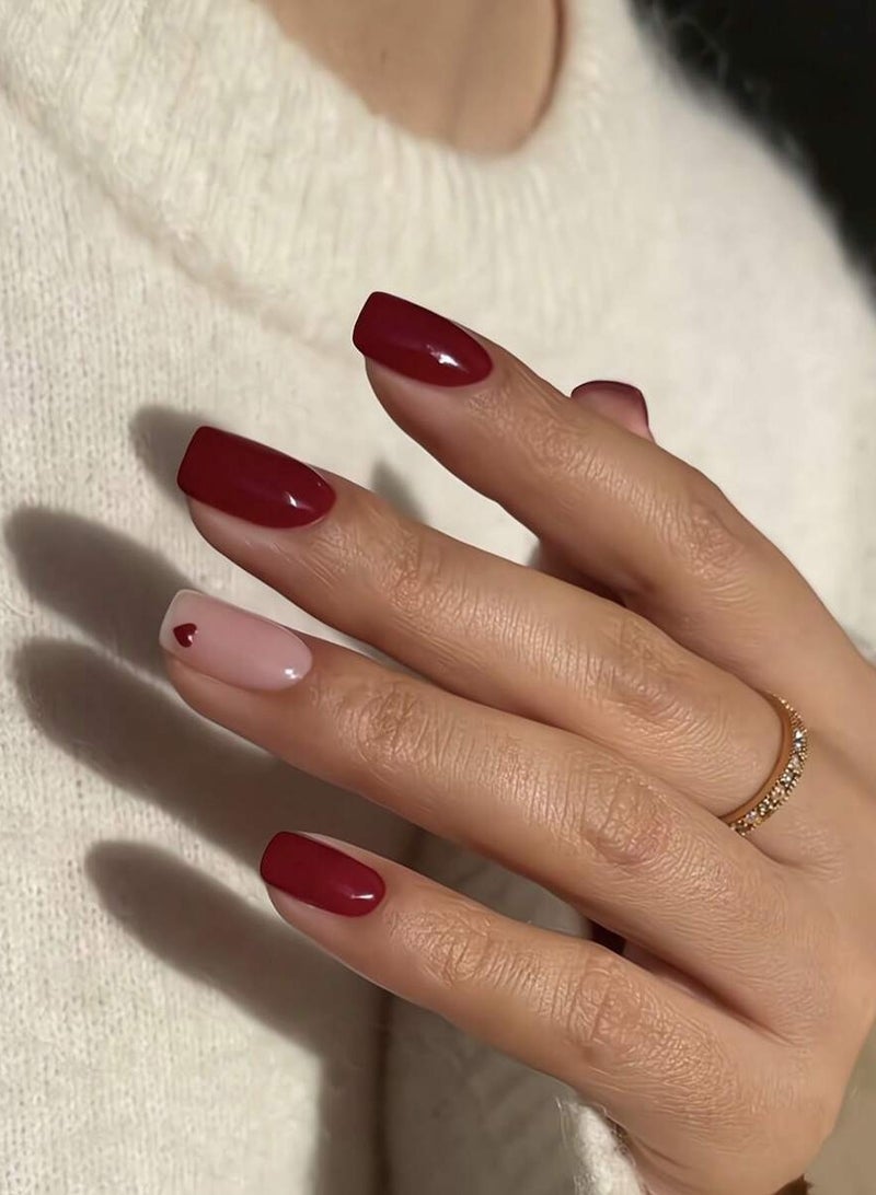 اظافر تركيب بتصميم مربع تحتوي العلبه على 24 ظفر مع مبرد اظافر و صمغ - Image 1