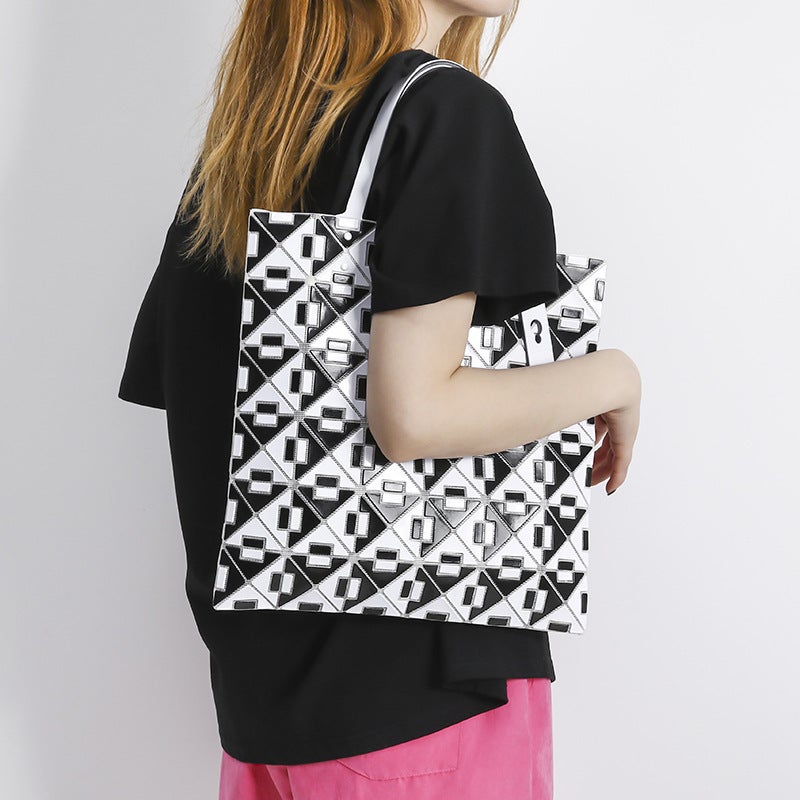 Brand Six-Compartment Color-Blocked Women'S Bag Geometric Quilted Bag Single Shoulder Handbag Casual Personality Tote Bag Women'S Quilted Color-Blocked - Image 4