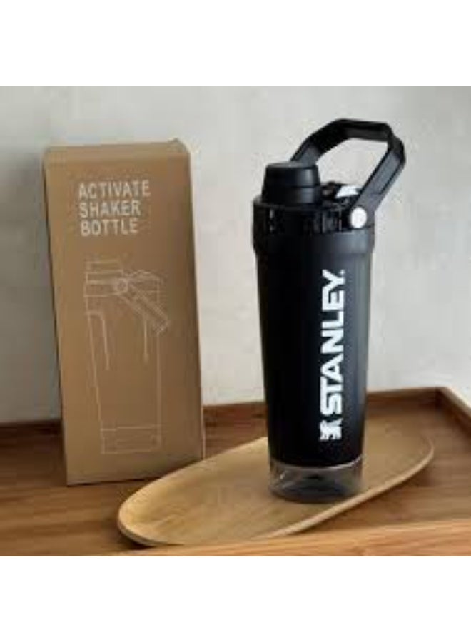 Thermal shaker mug