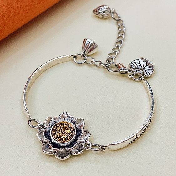 Vintage Lotus Mantra Beaded Bracelet for Women SL-013-1 lotus style 