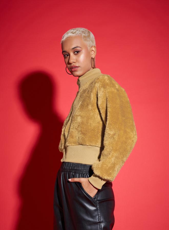 ساسافراس جاكيت بومبر قصير بياقة عالية وفرو صناعي - Image 3