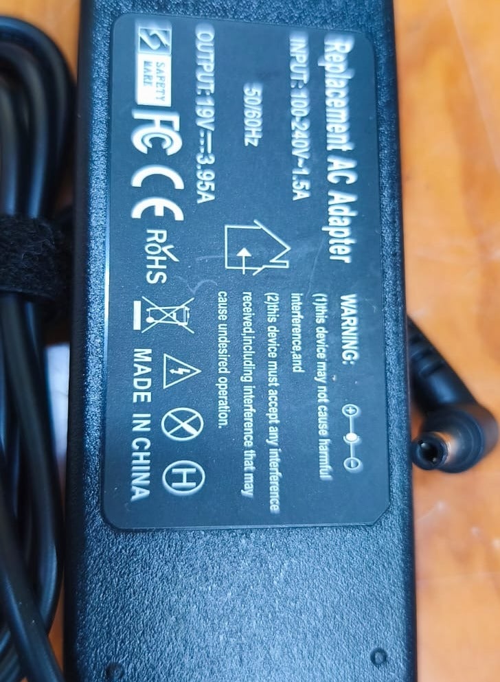 CS LAPTOP ADAPTER TOSHIBA 19V 3,95A - Image 2