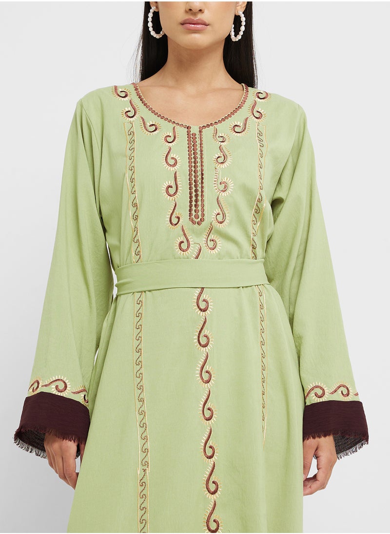 Embroidered Belted Jalabiya