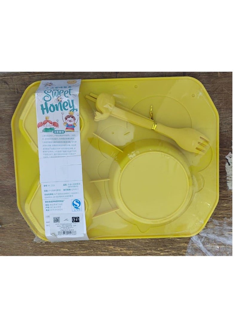 Set-a dish tray consisting of a divided dish with a pendant  a fork and 2 sticks with a distinctive healthy and safe design for hot and cold food for children from Rana store