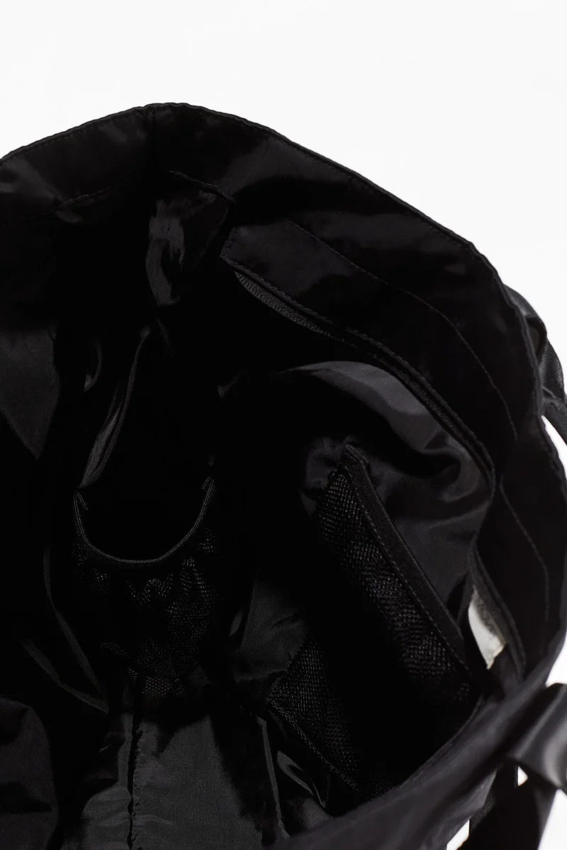 H&M Water-repellent sports bag