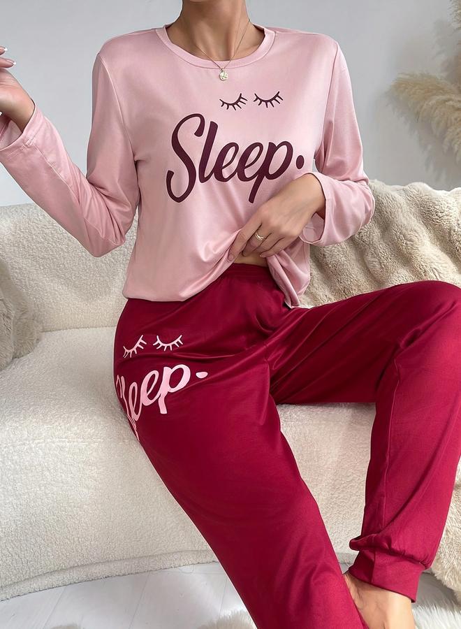 تايك تو طقم تيشيرت بطبعة عبارة مع بنطال برباط - Image 4