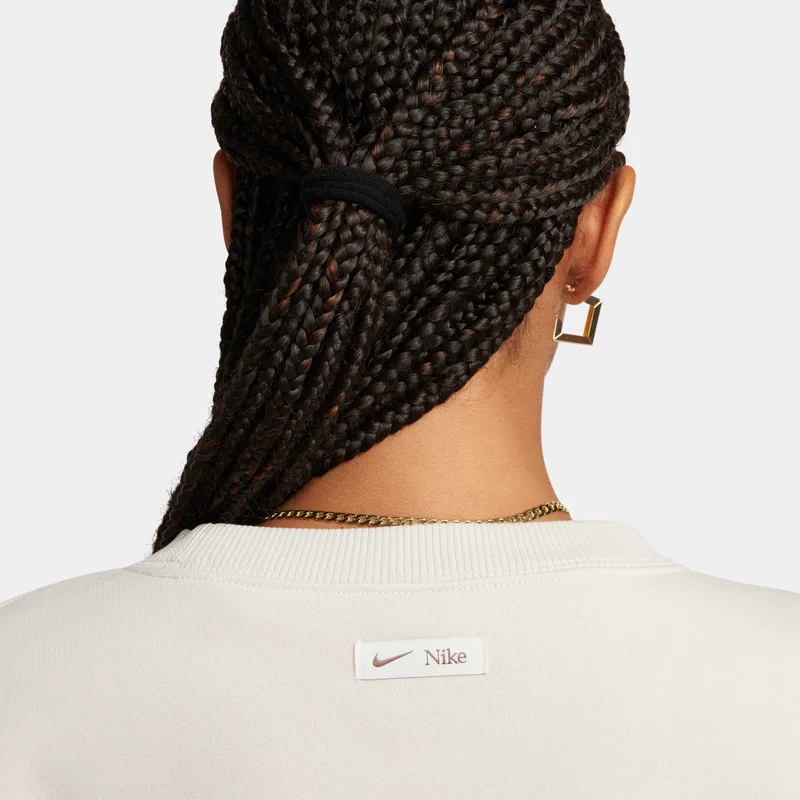 Nike Women's Sportswear Phoenix Fleece Oversized Logo Sweatshirt