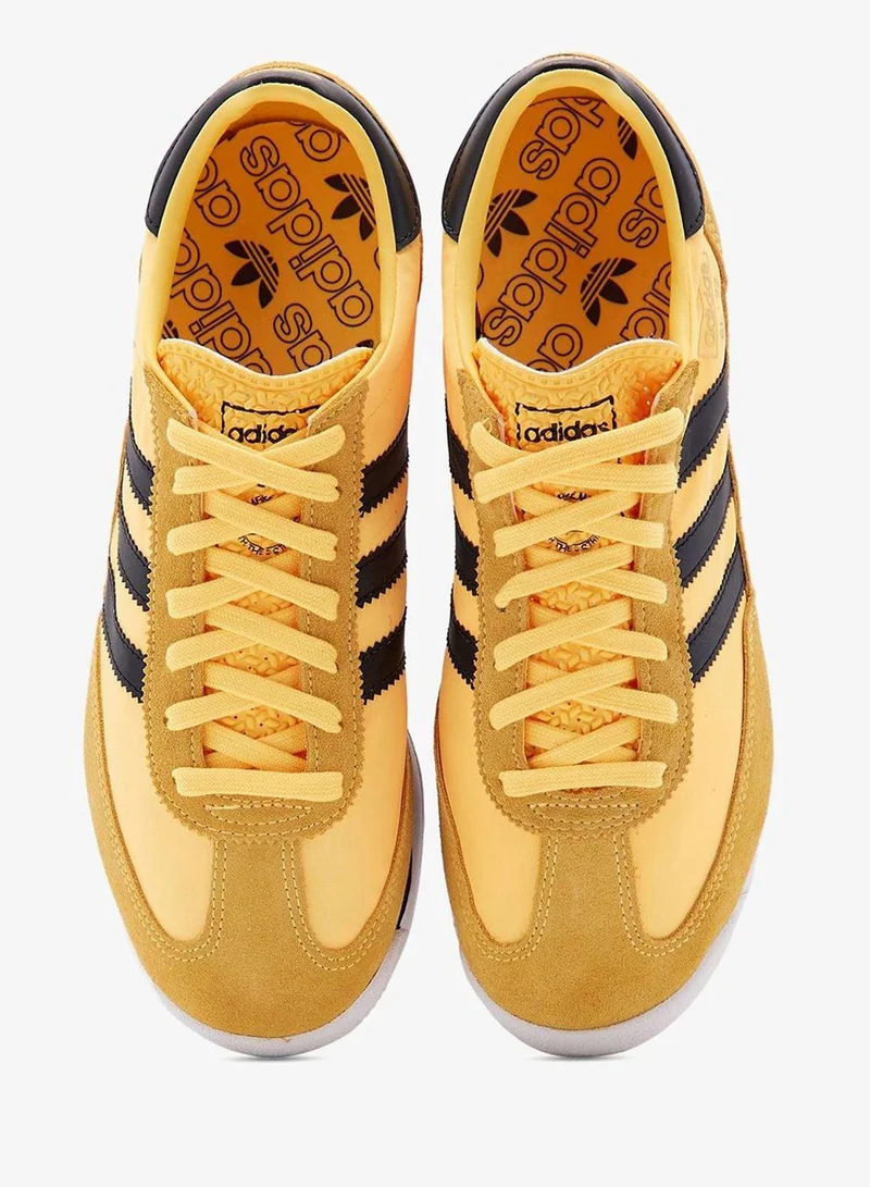Adidas Originals FTWWHT/COREBLACK/SPARK Sl 72 Rs White Originals Shoes for Men | Best Price UAE