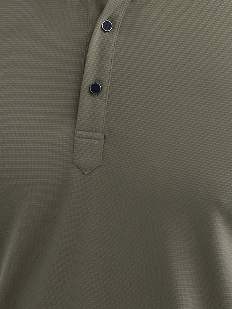 STATUS QUO Solid Henley Neck Regular Fit Sage T-shirt - Image 4