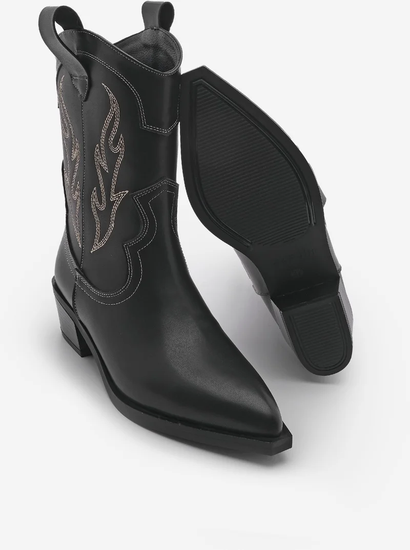 مارجين Women's Pointed Toe Embroidered Western Boots Tevlus